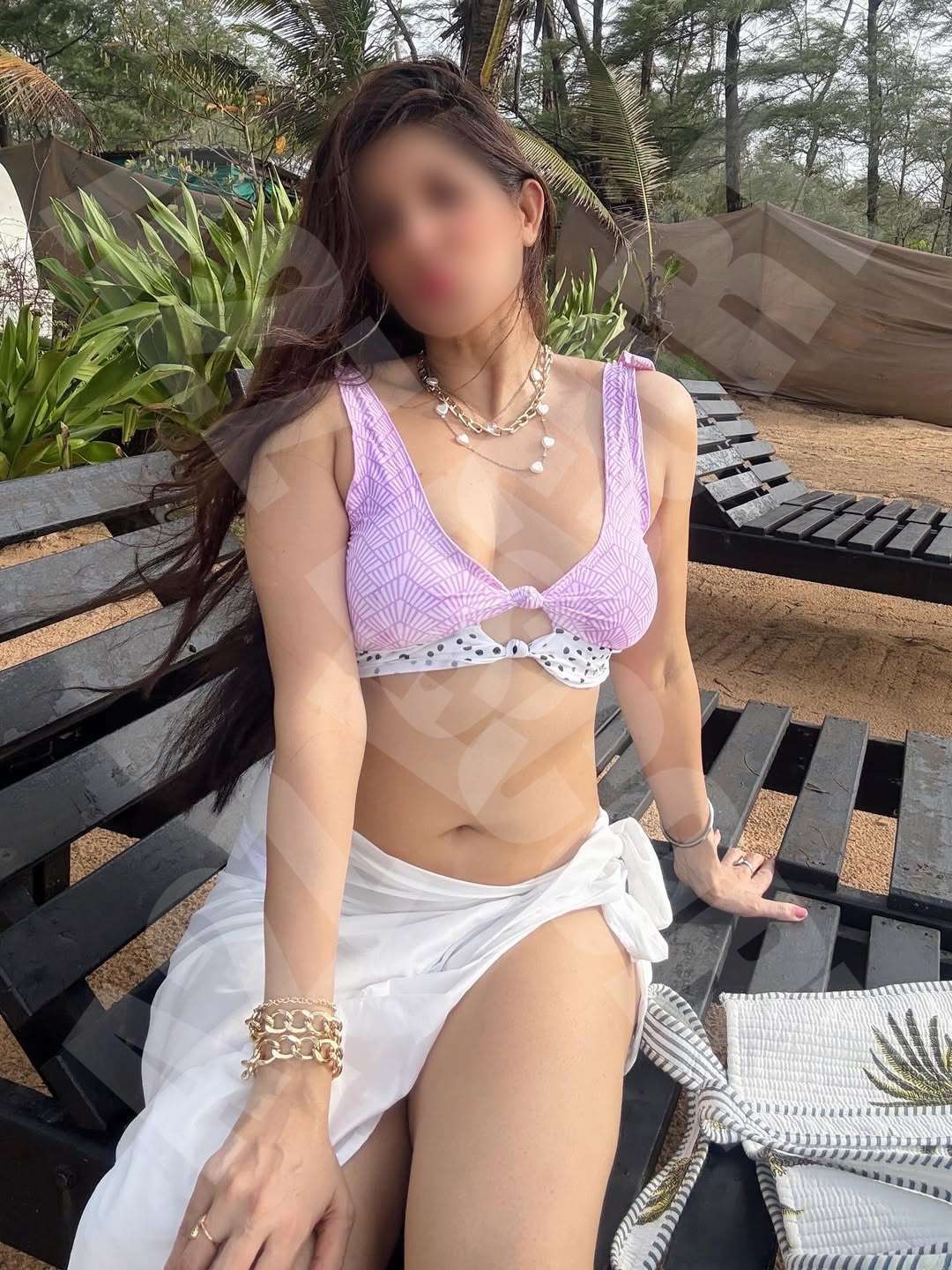 call girls in Ernakulam with stunning companions, playful brunette Call Girl in Ernakulam enjoying the outdoors