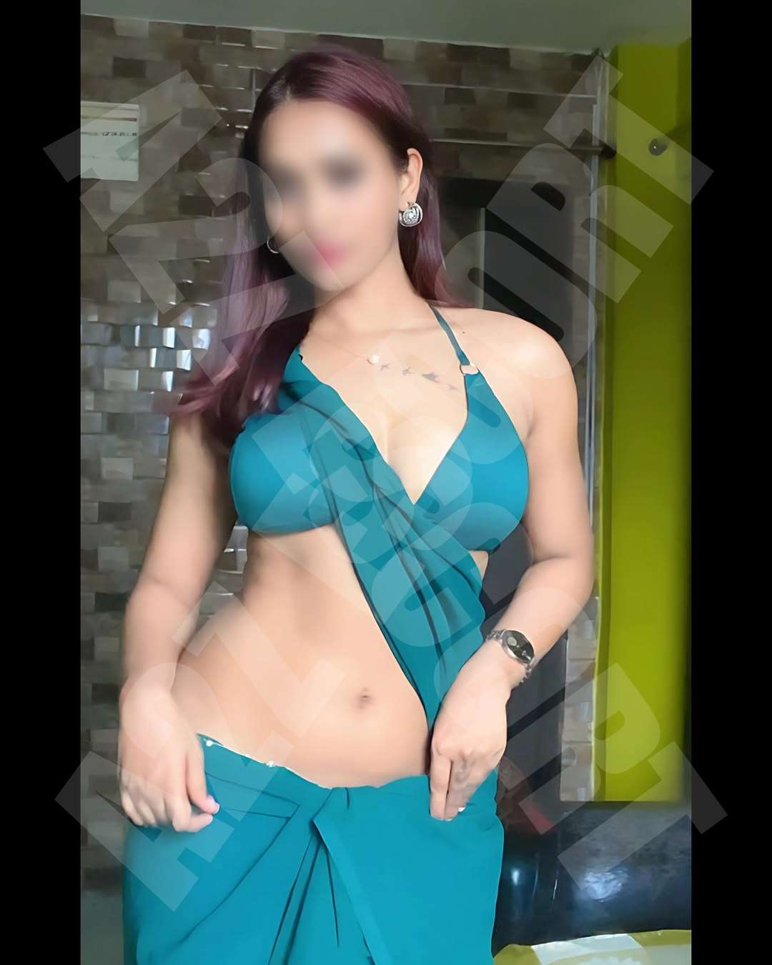 call girls in Ernakulam with stunning companions, playful brunette Call Girl in Ernakulam enjoying the outdoors
